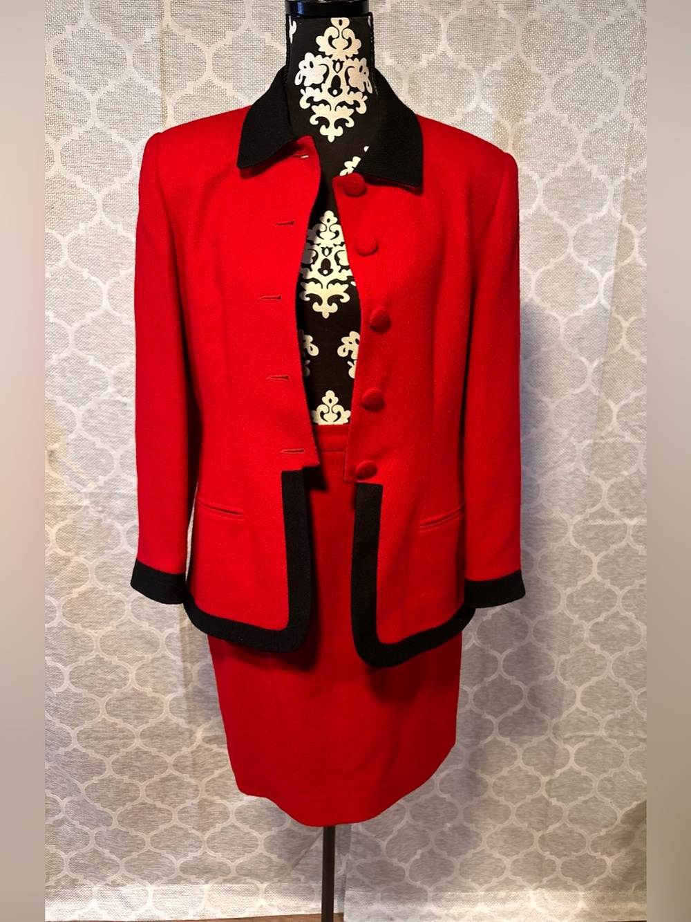 Vintage Jules Miller Red&Black Trim Power Skirt Suit Sz 10